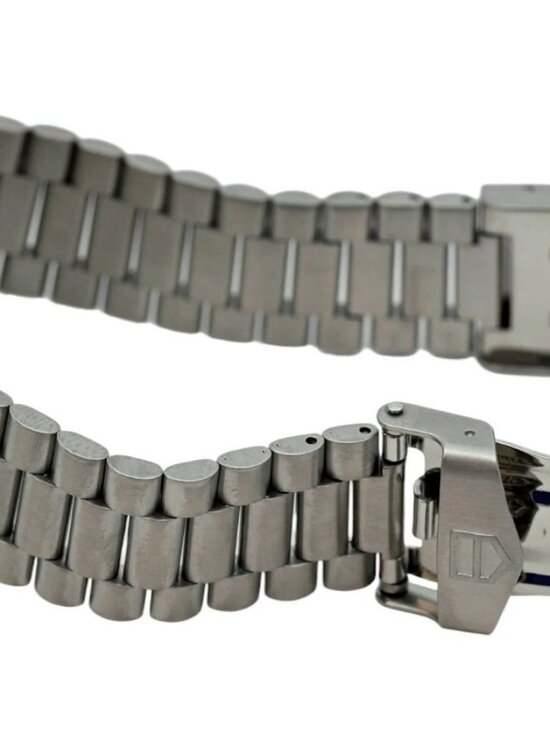 Tag Heuer Midsize 35mm Professional 3000 Series Swiss Quartz Watch Ref: 932.213! main image 11